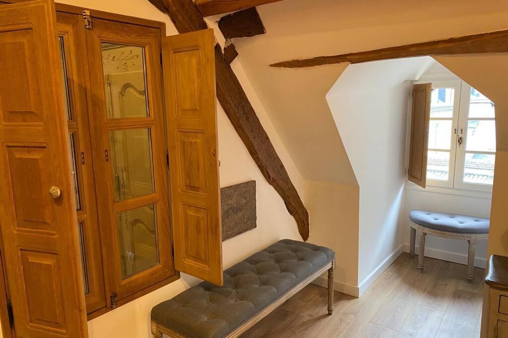 Aux 3 Maillets Apartment Бурж Екстериор снимка