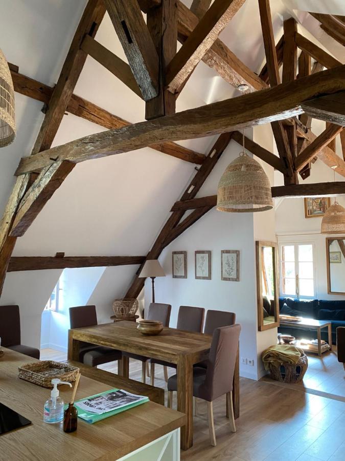 Aux 3 Maillets Apartment Бурж Екстериор снимка